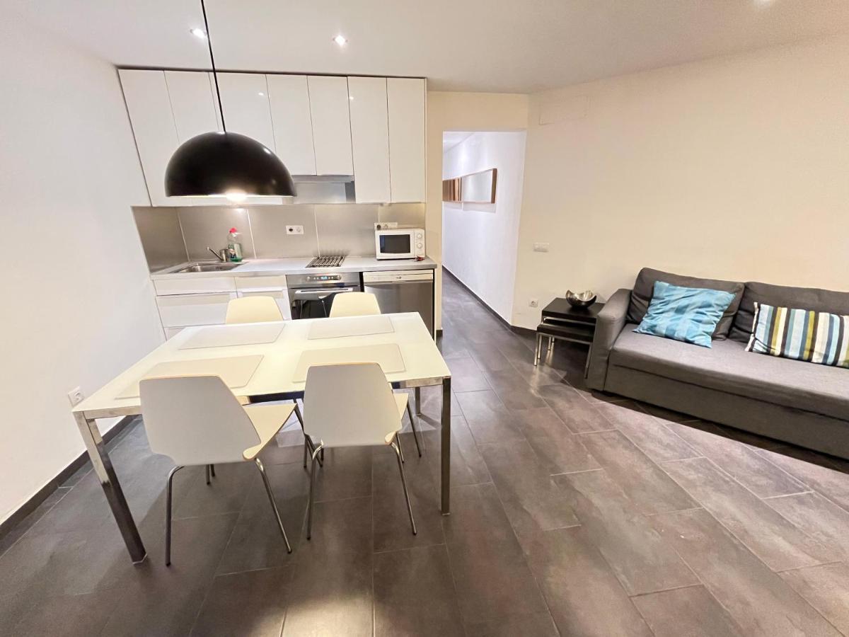 Gorgeous Apartment In Downtown Барселона Екстер'єр фото