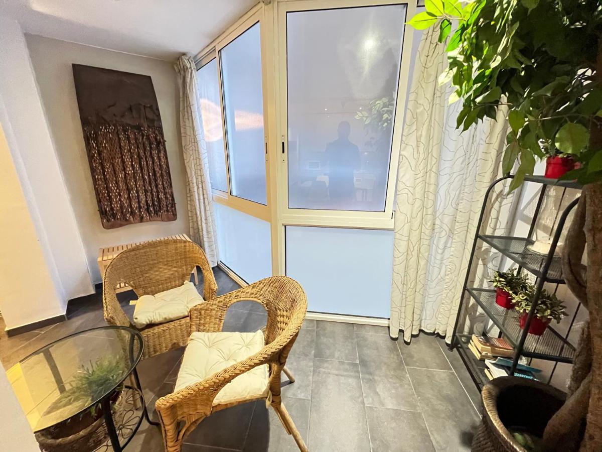 Gorgeous Apartment In Downtown Барселона Екстер'єр фото