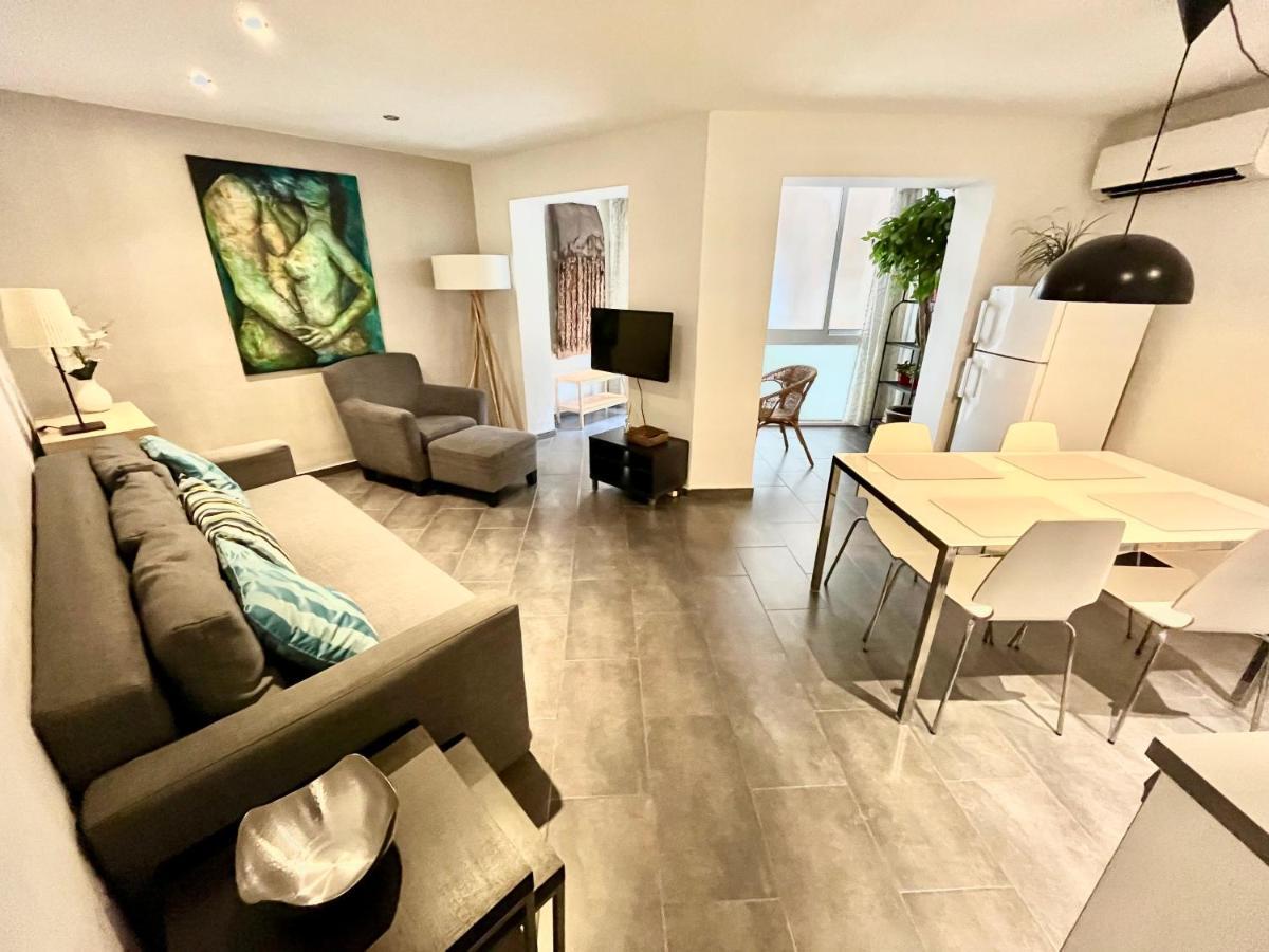 Gorgeous Apartment In Downtown Барселона Екстер'єр фото