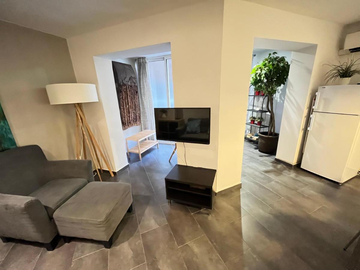 Gorgeous Apartment In Downtown Барселона Екстер'єр фото